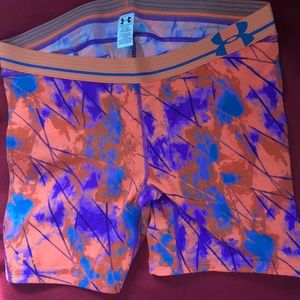 Under Armour XL Women’s Padded Athletic Shorts